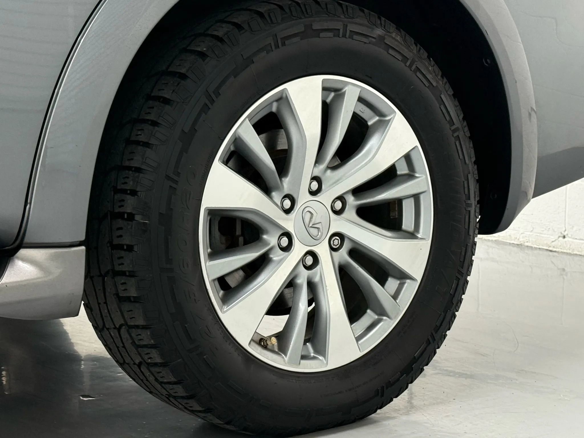 Used 2017 INFINITI QX80 2WD image 65