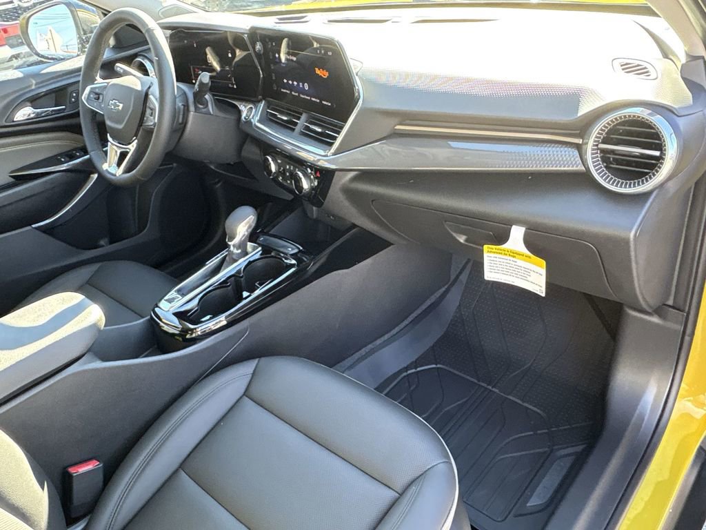 New 2025 Chevrolet Trax ACTIV w/ Driver Confidence Package image 29
