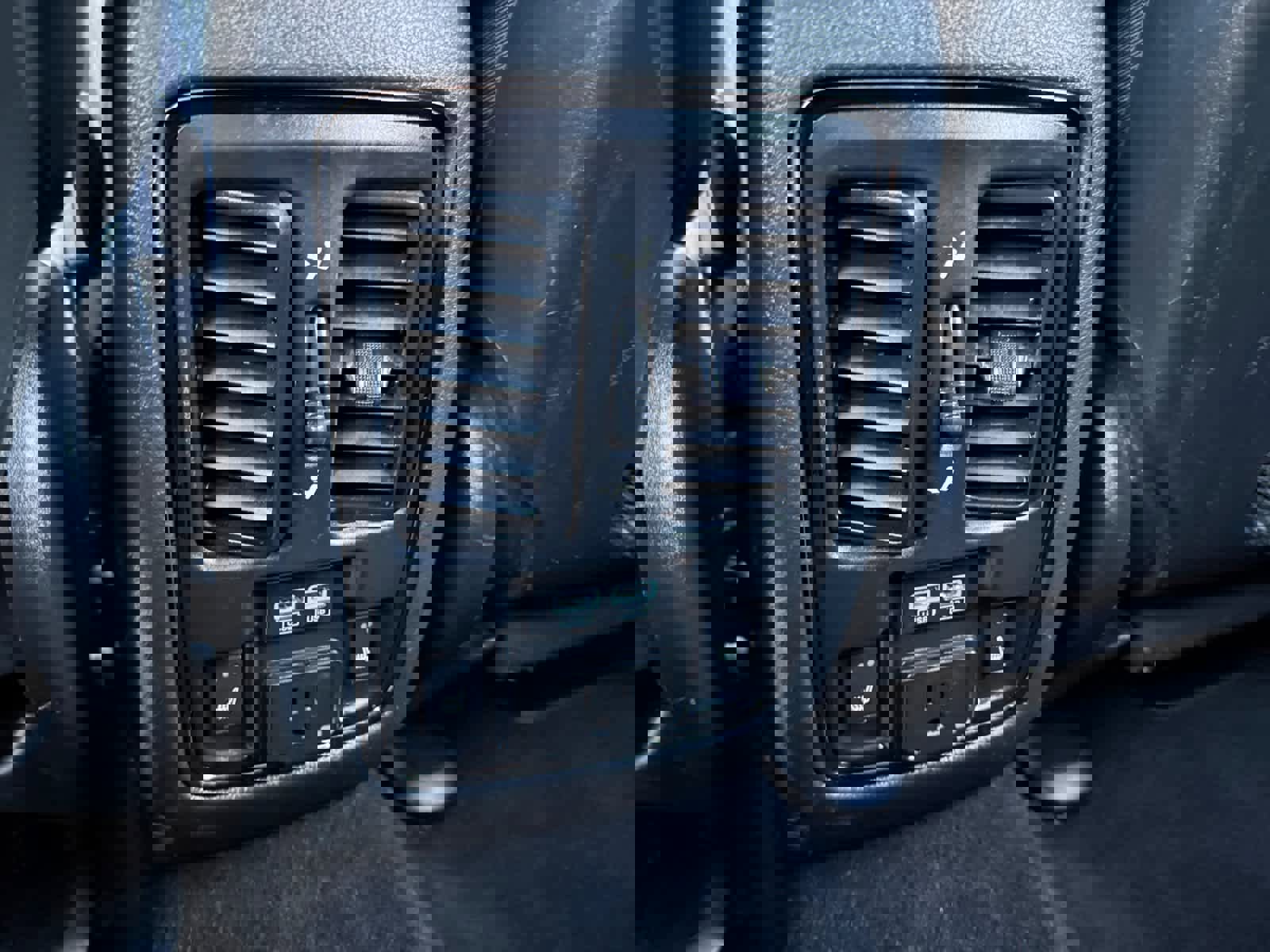 Used 2019 Dodge Durango R/T image 12