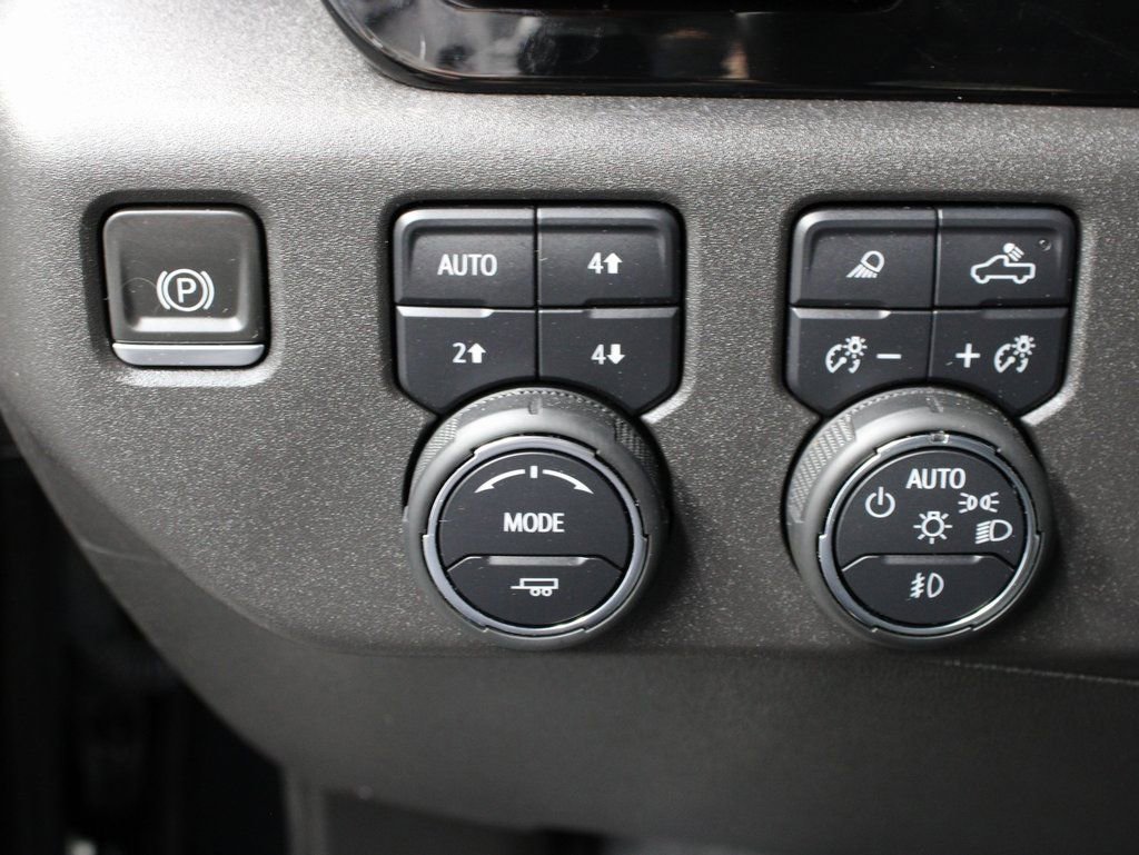Used 2023 Chevrolet Silverado 1500 ZR2 w/ Technology Package image 63
