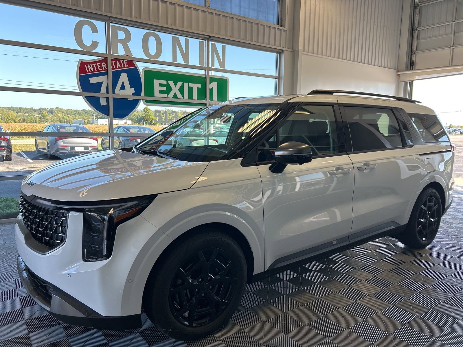 New 2026 Kia Carnival SX Prestige image 3