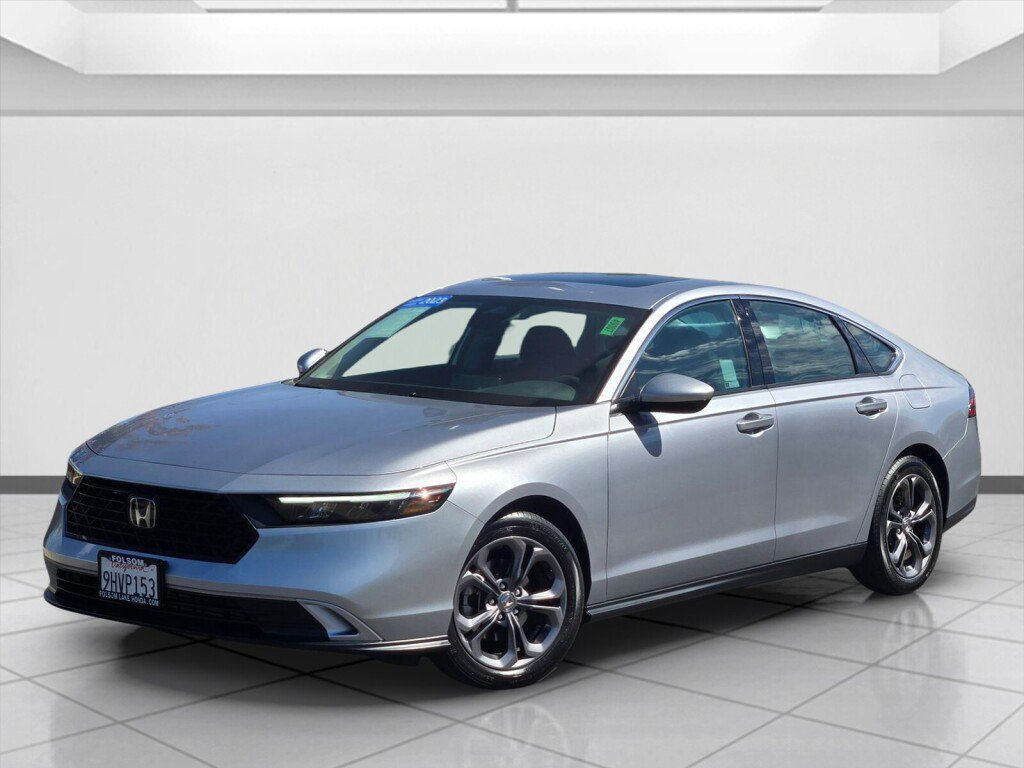 Certified 2023 Honda Accord EX image 9