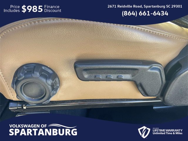 Used 2022 Jeep Wrangler Unlimited Sahara w/ Cold Weather Group image 15