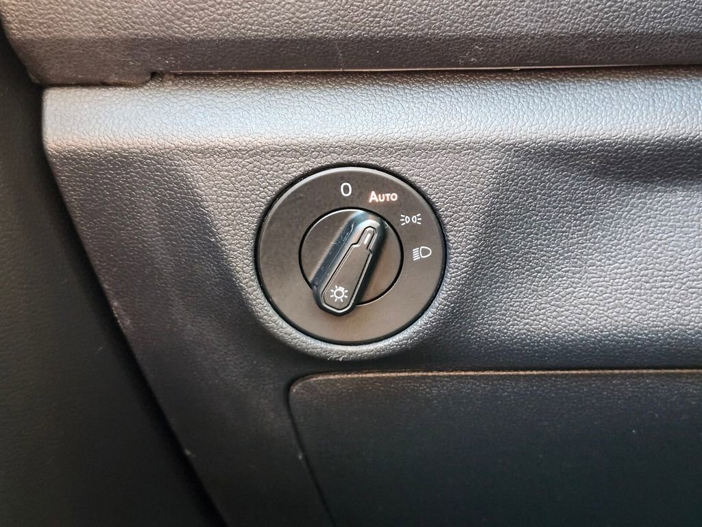 Used 2019 Volkswagen Jetta S image 21