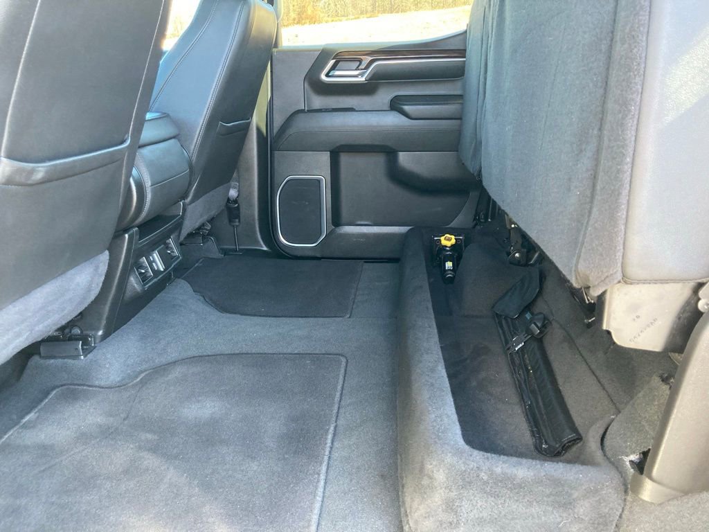 Used 2024 GMC Sierra 1500 SLT image 39