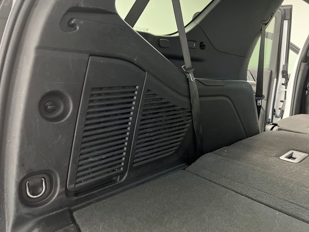 Used 2025 GMC Yukon Denali image 38