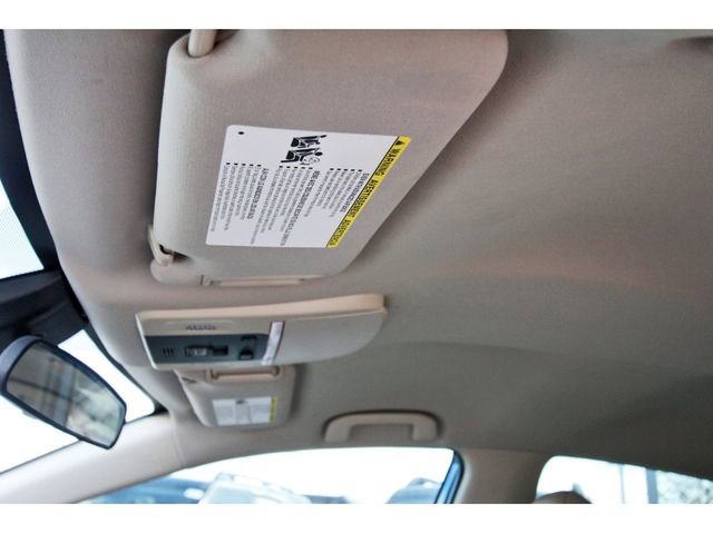 Used 2020 Toyota Camry LE image 28