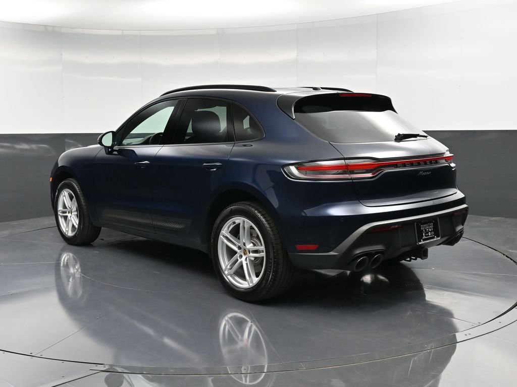 Used 2023 Porsche Macan Turbo AWD/4WD image 3