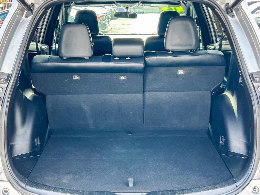Used 2016 Toyota RAV4 SE FWD image 27