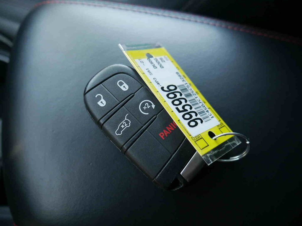 Used 2025 Dodge Durango R/T AWD/4WD image 34