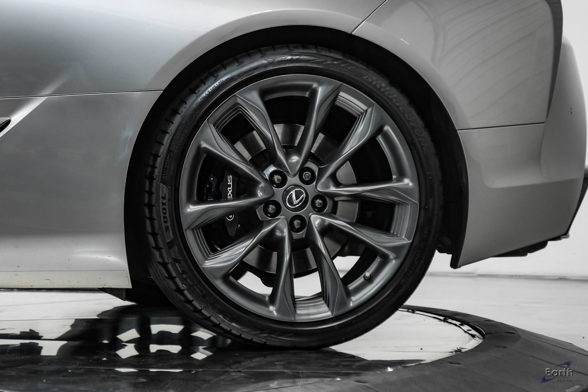 Used 2018 Lexus LC 500 Coupe w/ Performance Package RWD image 93