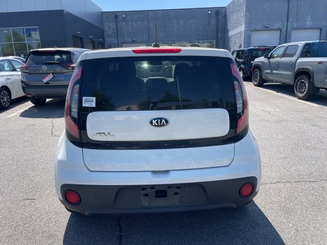 Used 2018 Kia Soul FWD image 3