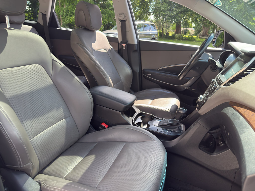 Used 2019 Hyundai Santa Fe XL AWD/4WD image 33