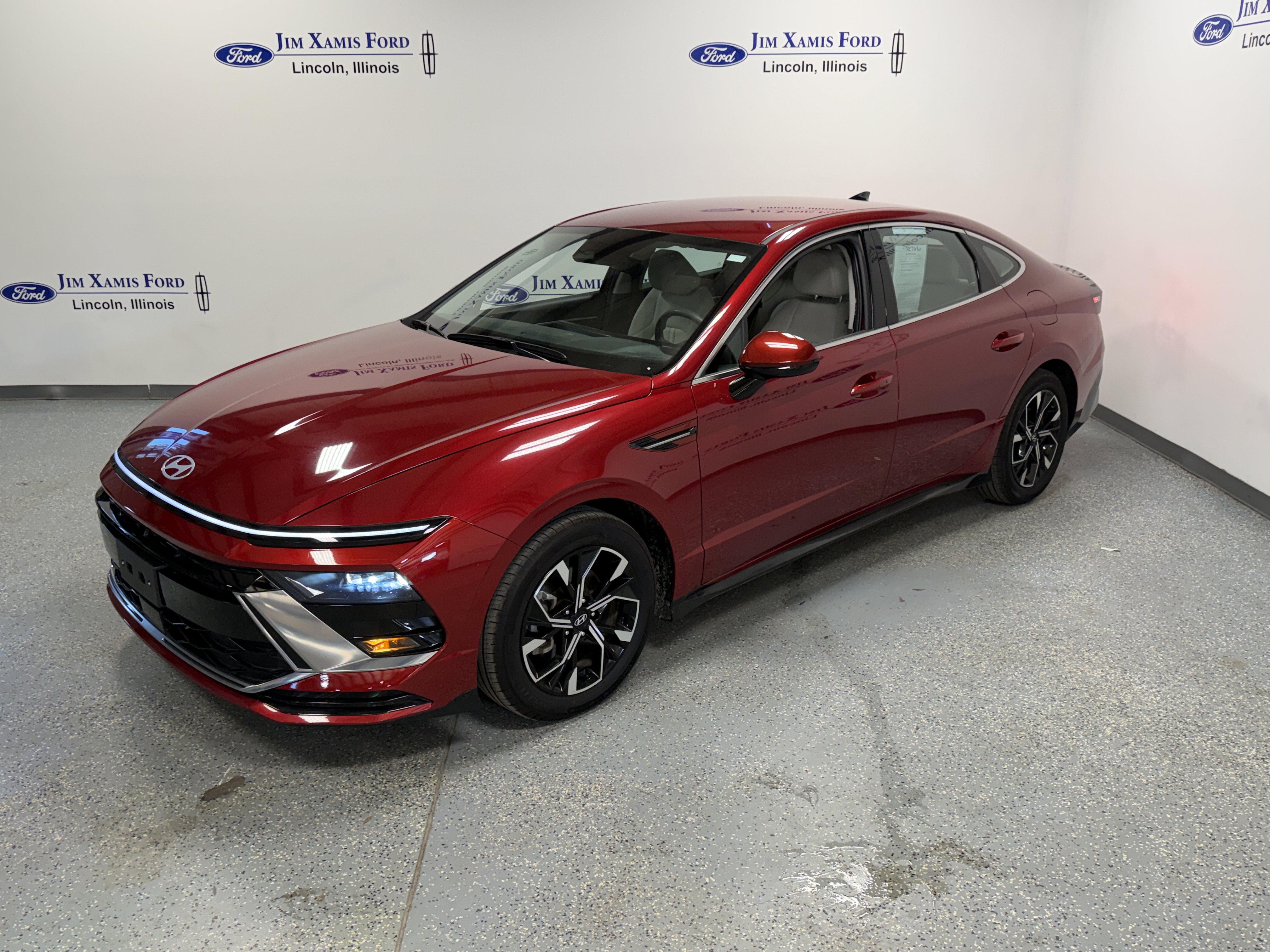 Used 2024 Hyundai Sonata SEL FWD image 3