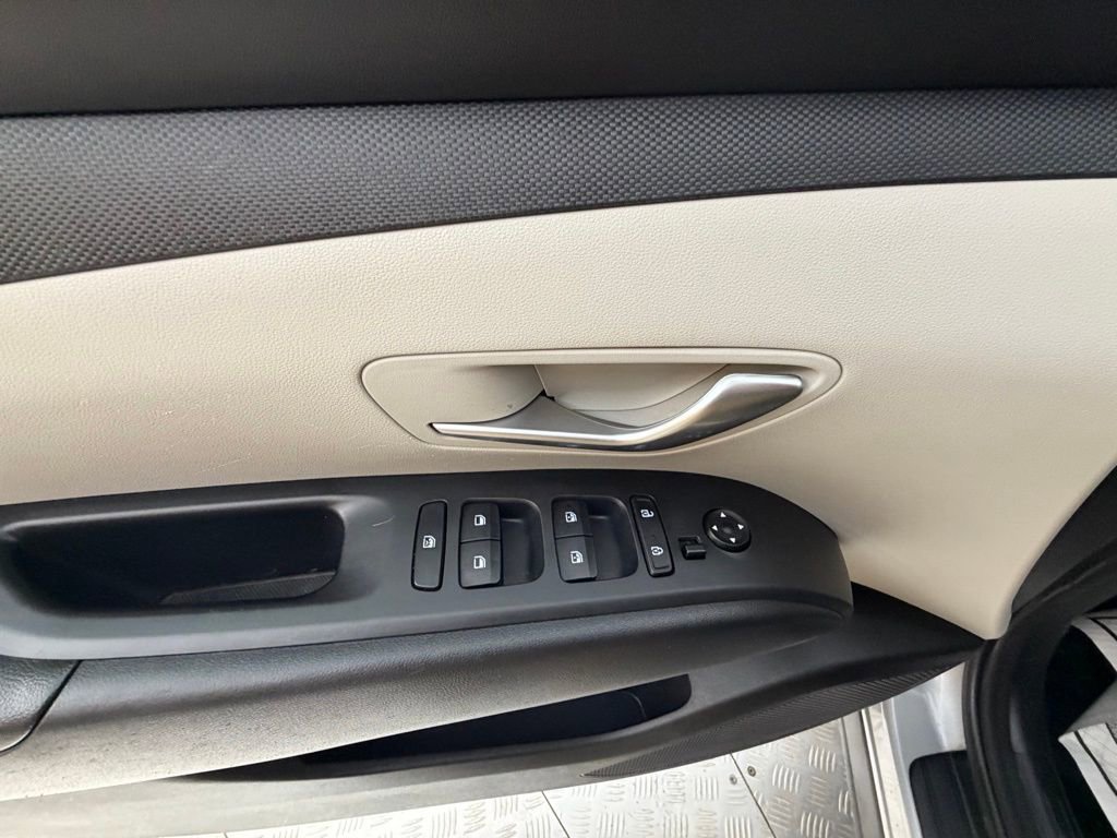 Used 2022 Hyundai Tucson Blue AWD/4WD image 26