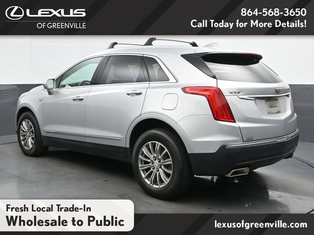 Used 2017 Cadillac XT5 Luxury w/ Driver Awareness Package FWD image 6