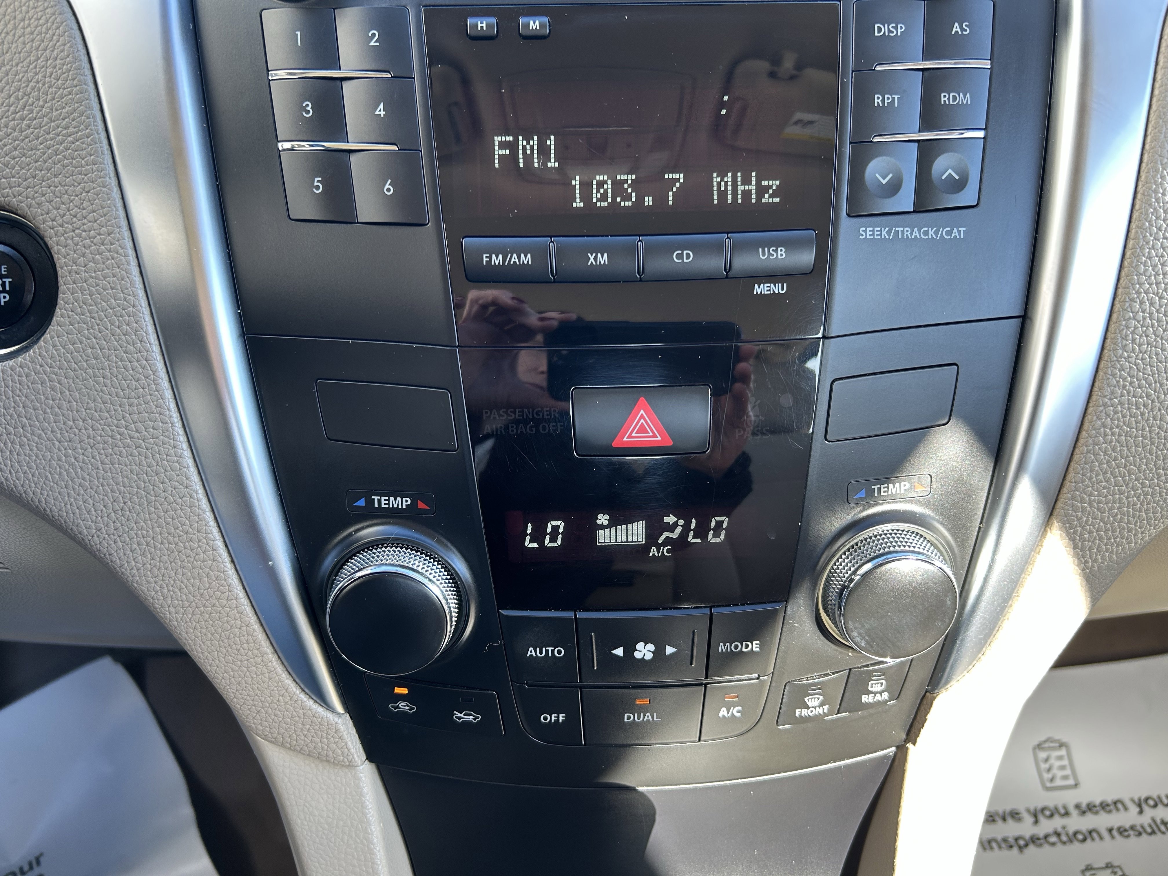 Used 2013 Suzuki Kizashi SE image 31