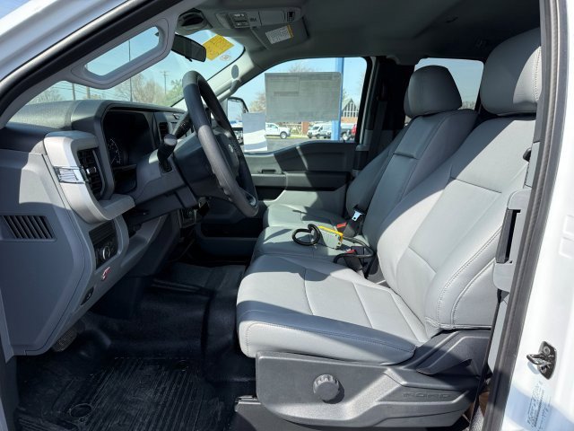 New 2026 Ford F550 4x4 Supercab Super Duty image 14