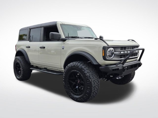 Used 2025 Ford Bronco Big Bend AWD/4WD image 1