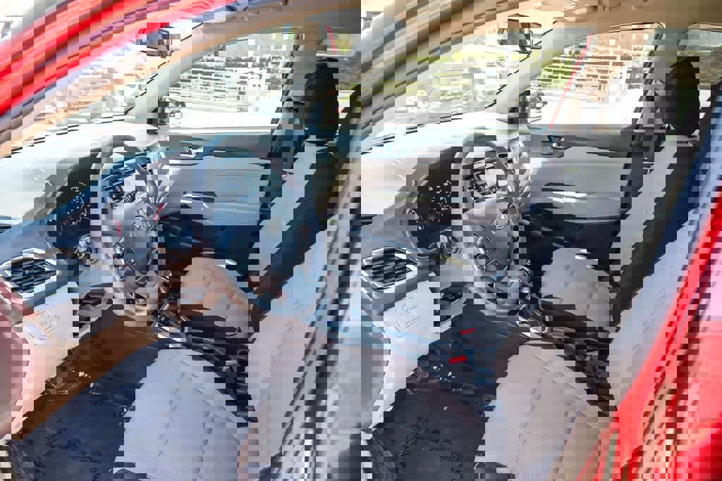 Used 2022 Hyundai Accent SE w/ Cargo Package image 16