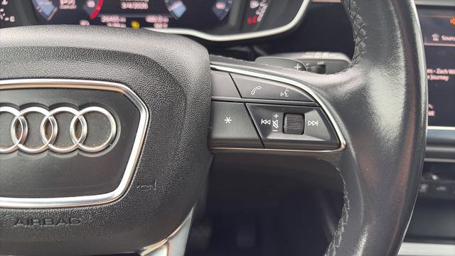 Used 2023 Audi Q3 2.0T Premium Plus w/ Premium Plus Package image 14