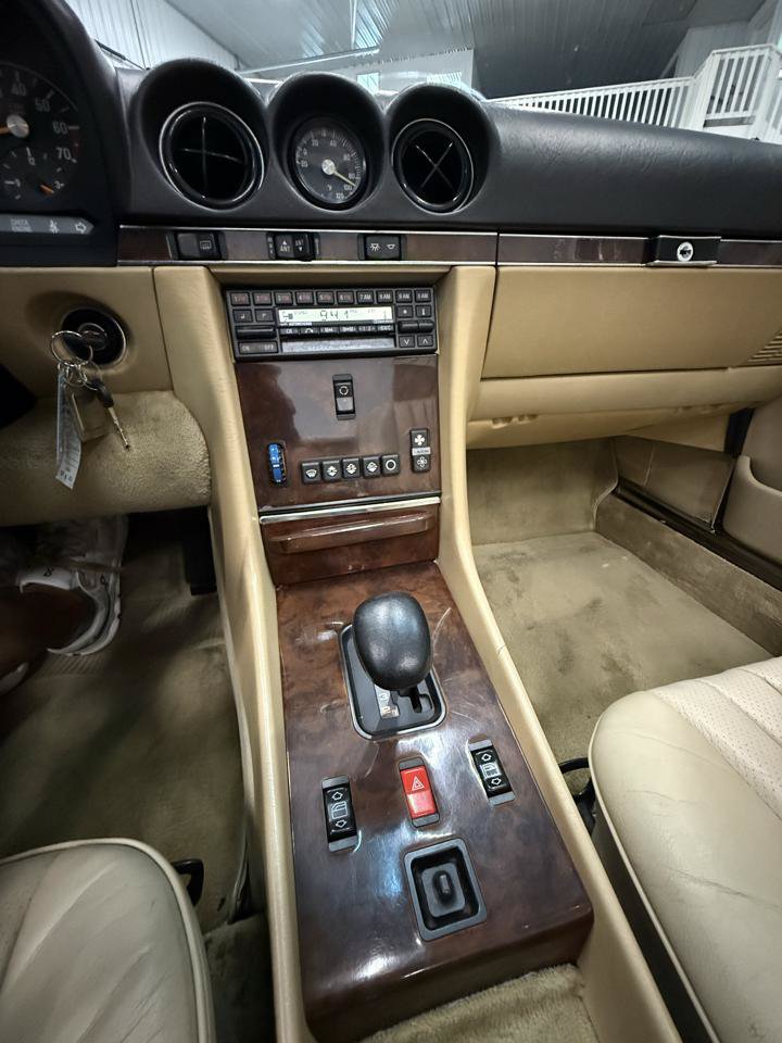 Used 1988 Mercedes-Benz 560 SL image 54