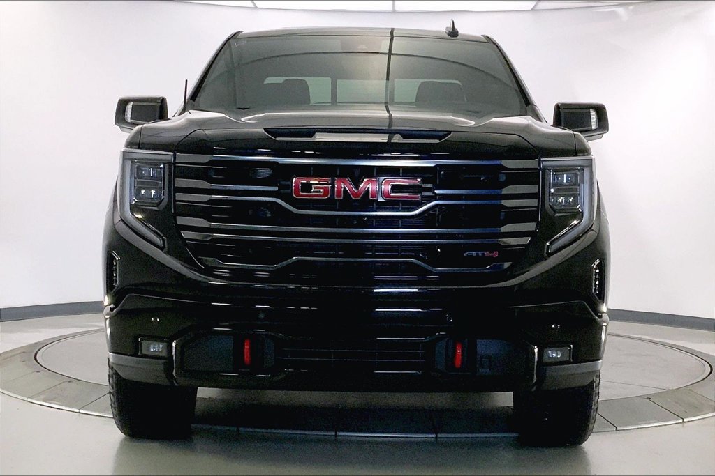 Used 2026 GMC Sierra 1500 AT4 w/ AT4 Premium Package AWD/4WD image 2