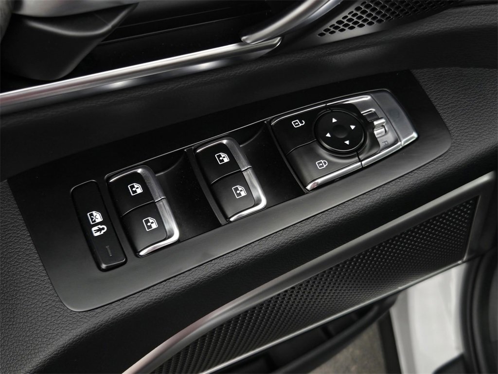 Used 2024 Kia Telluride EX image 11