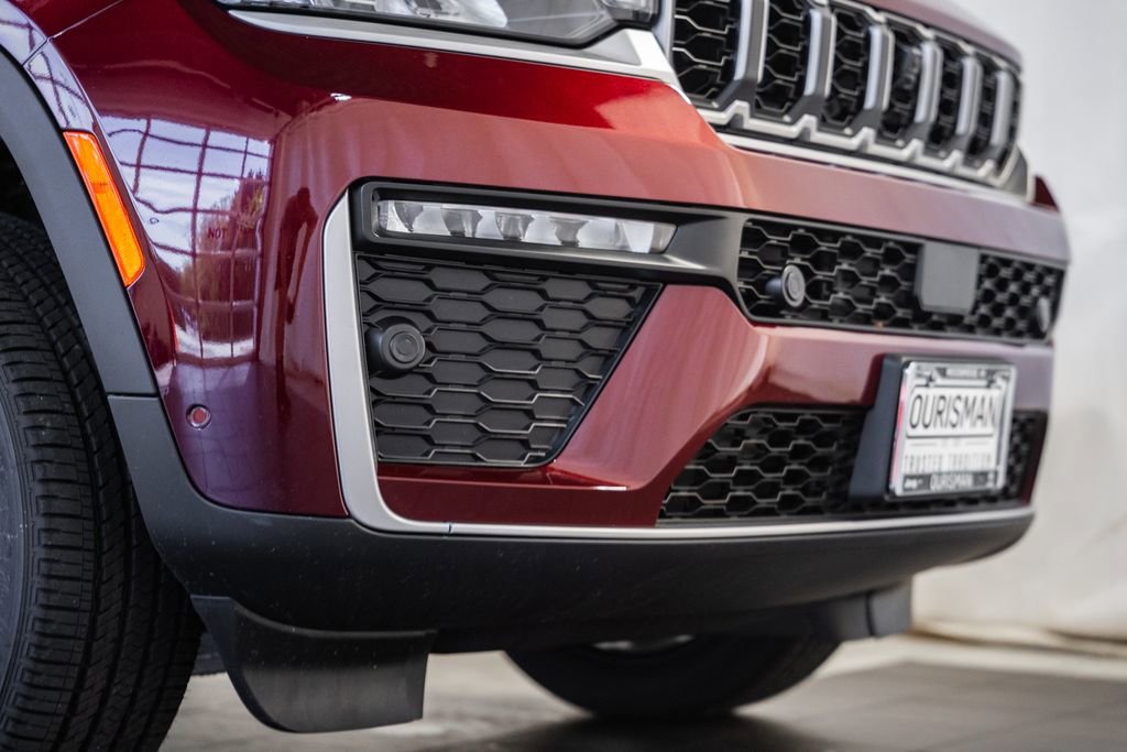 New 2026 Jeep Grand Cherokee Limited AWD/4WD image 15
