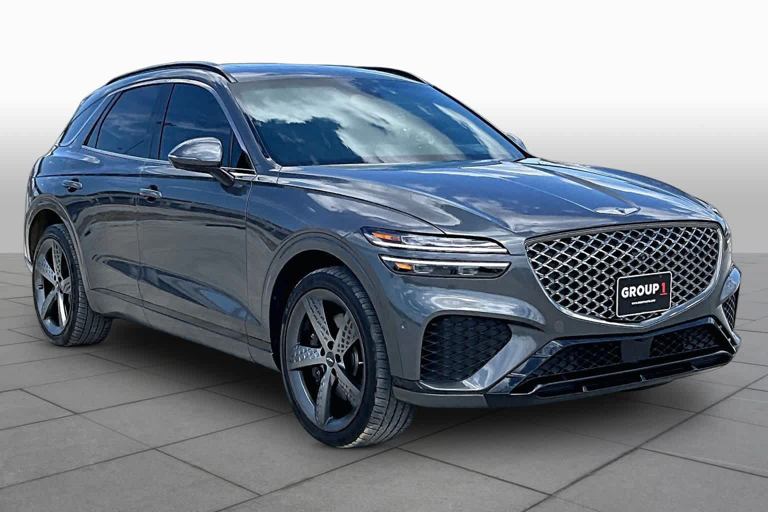 Used 2022 Genesis GV70 3.5T Sport w/ Sport Prestige Package AWD/4WD image 3