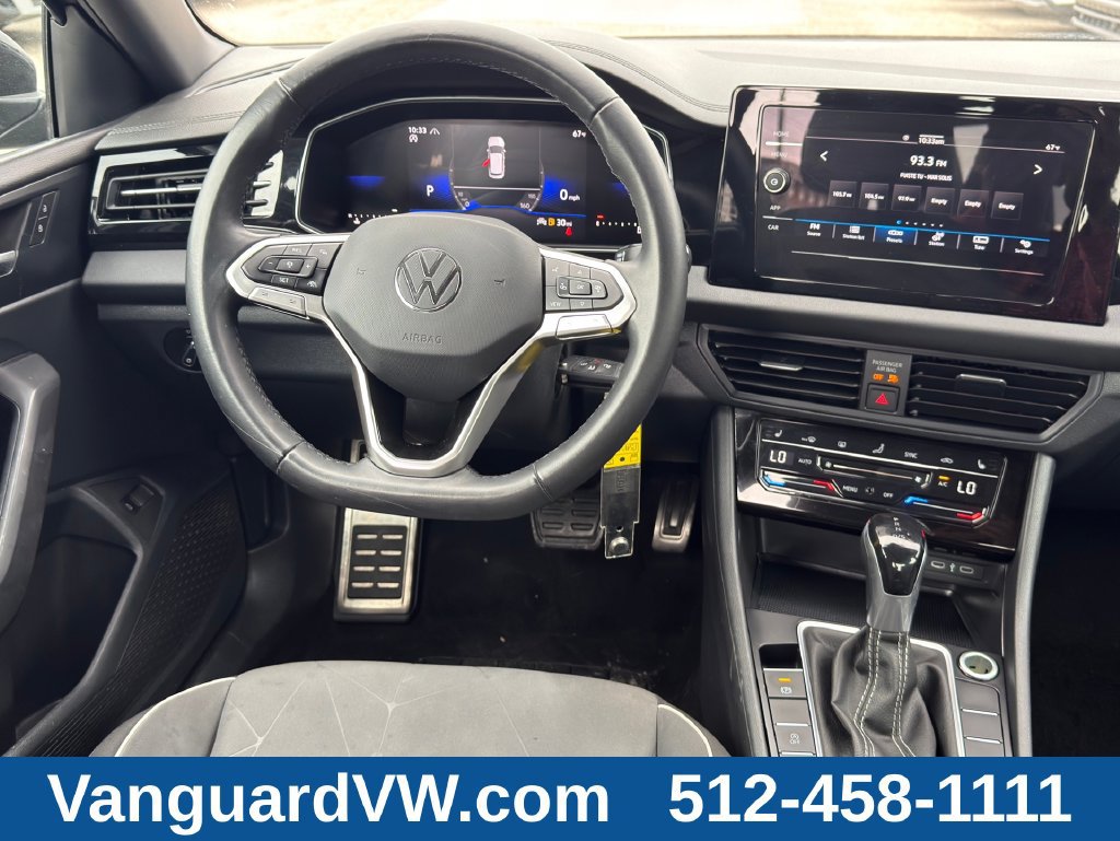 Used 2025 Volkswagen Jetta Sport FWD image 28