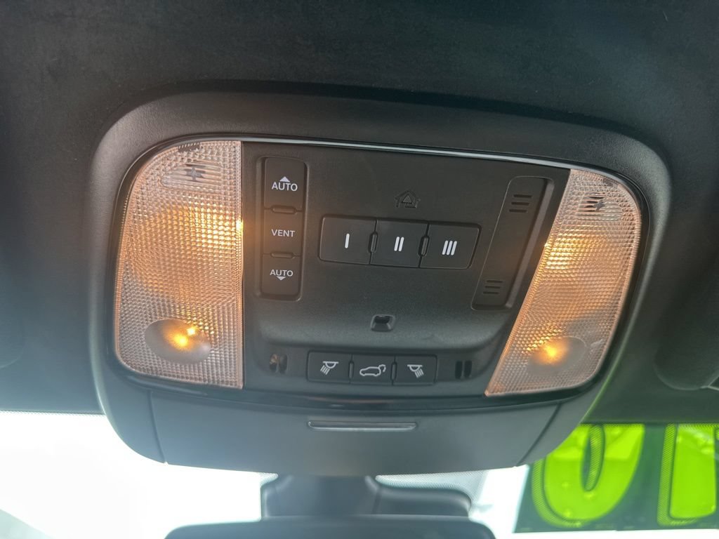 Used 2024 Dodge Durango Citadel AWD/4WD image 19