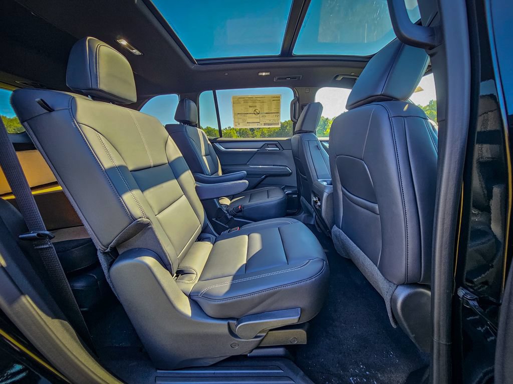 New 2027 GMC Acadia Elevation w/ Black Edition AWD/4WD image 42