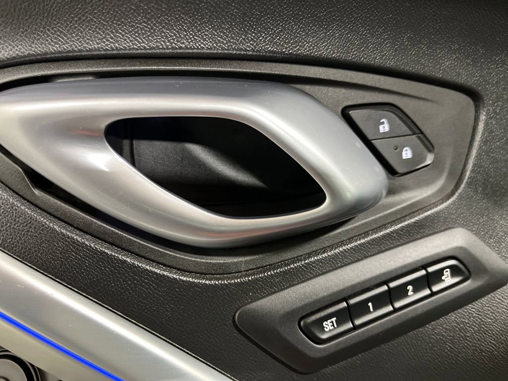 Used 2022 Chevrolet Camaro SS image 17