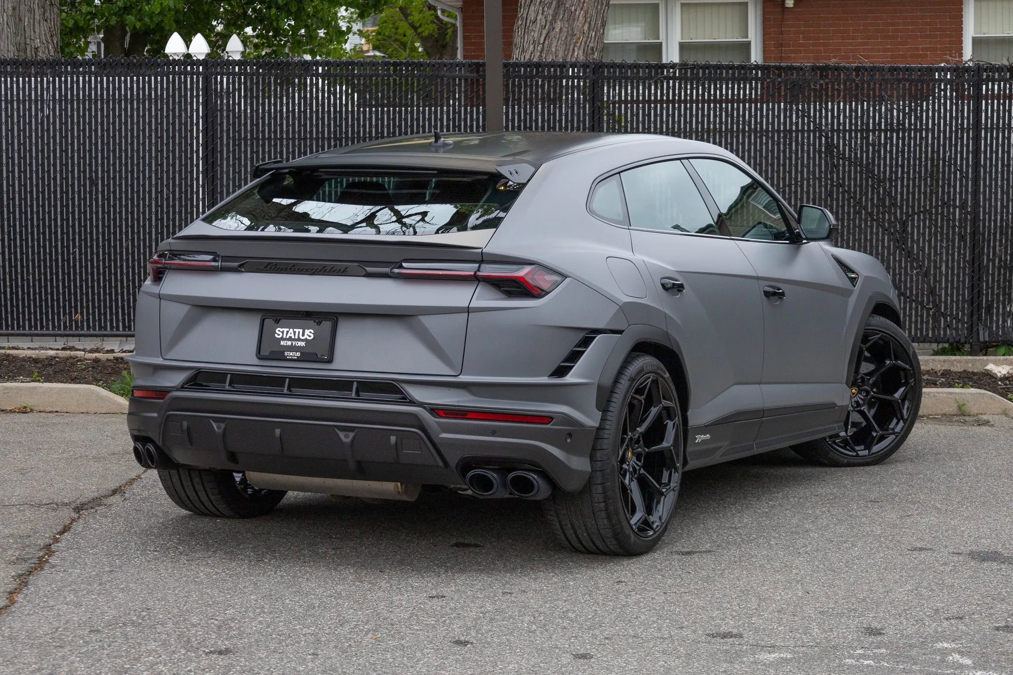 Used 2024 Lamborghini Urus Performante AWD/4WD image 32