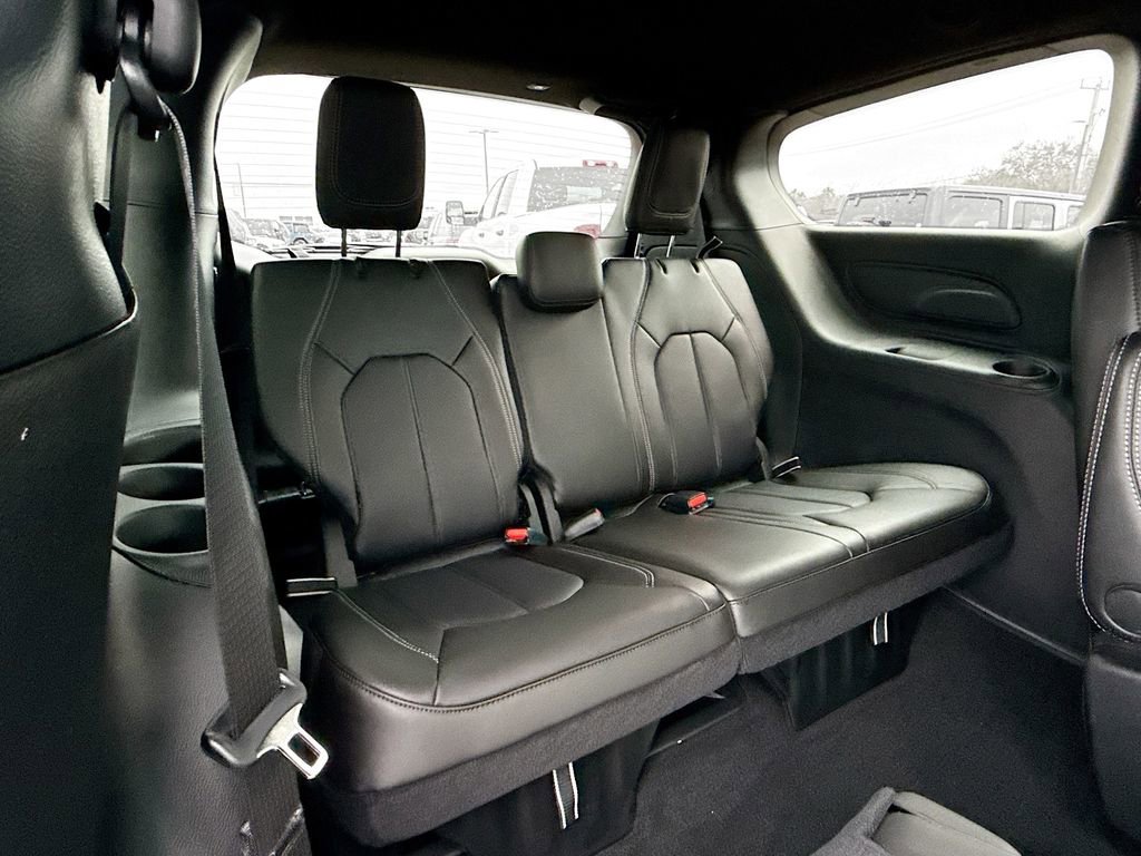 New 2026 Chrysler Pacifica Select FWD image 30