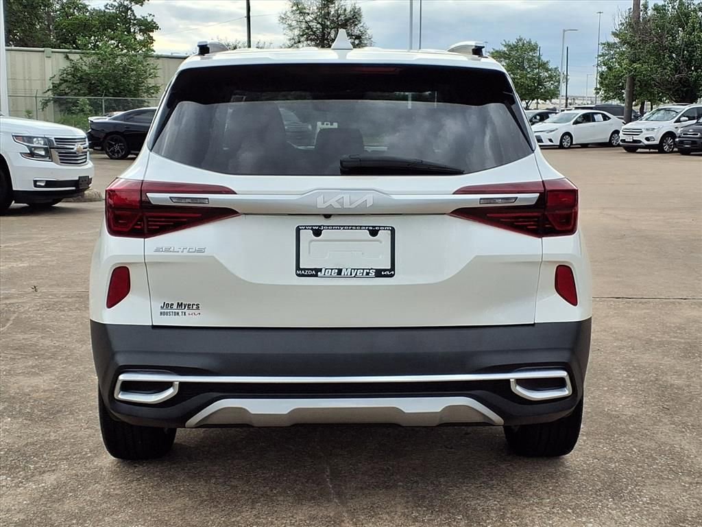 Used 2023 Kia Seltos S w/ Navigation Package image 8