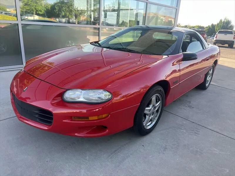 Used 1998 Chevrolet Camaro Z28 w/ Preferred Equipment Group 2 RWD image 4