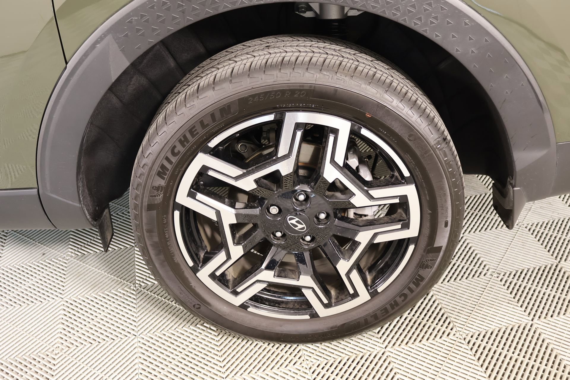 Certified 2025 Hyundai Santa Cruz Limited image 20