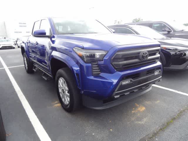 Used 2024 Toyota Tacoma SR5 AWD/4WD image 3