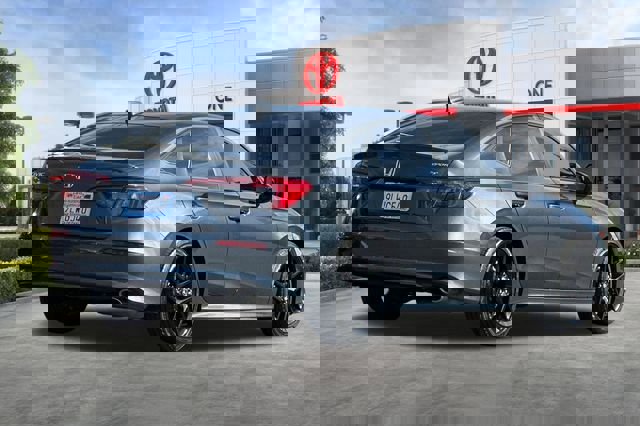 Used 2024 Honda Civic Sport image 4