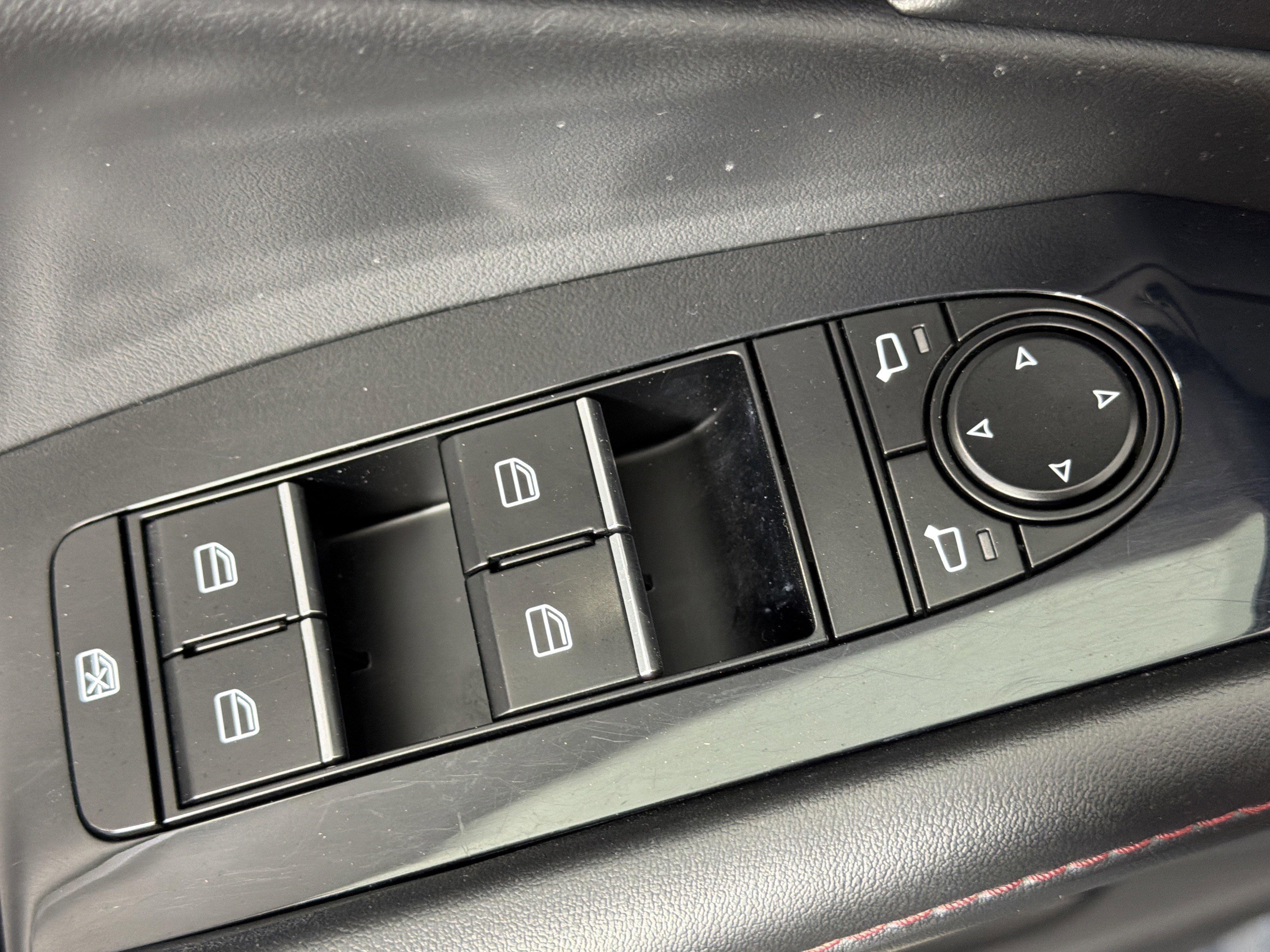 Used 2023 MAZDA CX-30 AWD 2.5 S w/ Preferred Package image 8