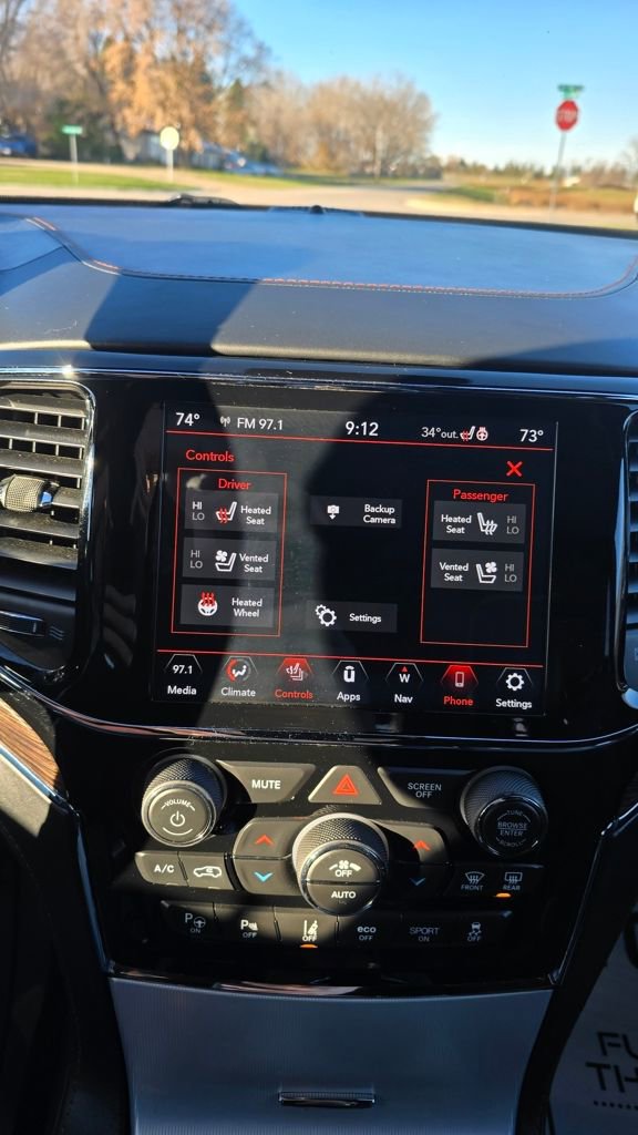 Used 2020 Jeep Grand Cherokee Summit image 25