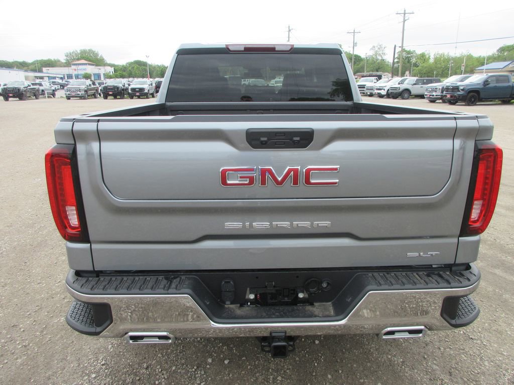 New 2026 GMC Sierra 1500 SLT w/ SLT Premium Package AWD/4WD image 6