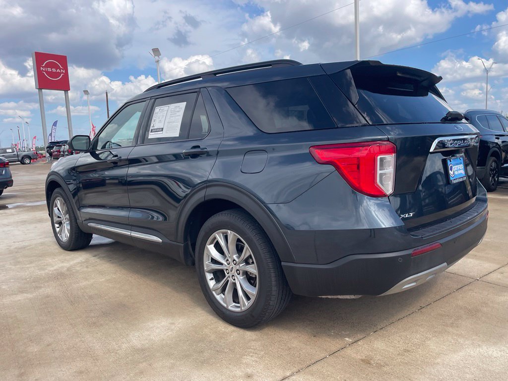 Used 2023 Ford Explorer XLT w/ Equipment Group 202A RWD image 6