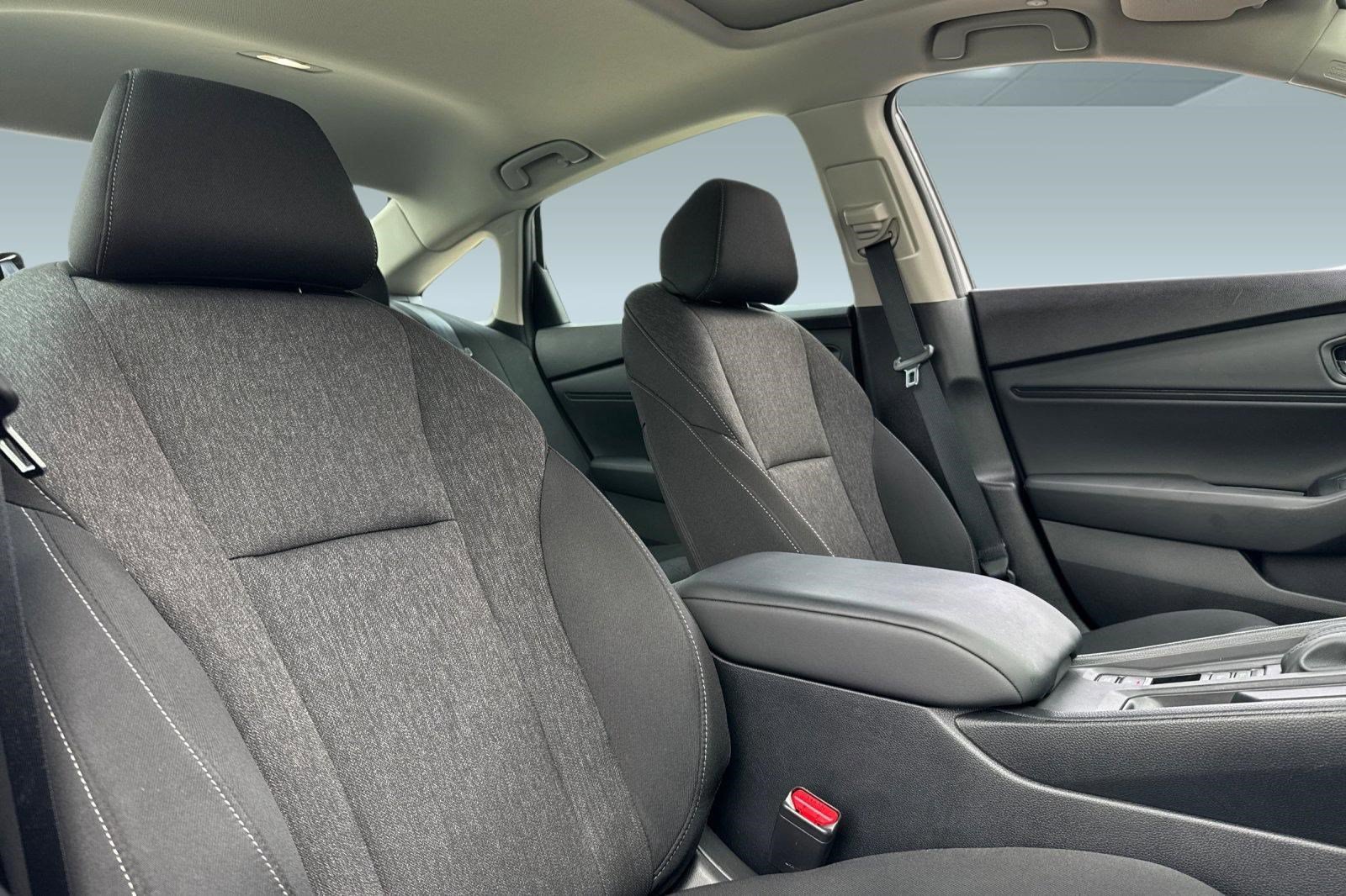 Used 2023 Honda Accord EX image 30