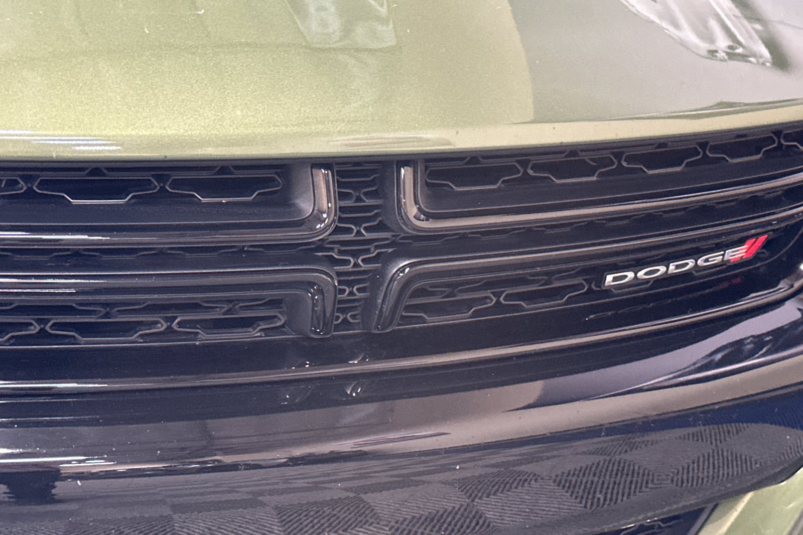 Used 2019 Dodge Charger SXT w/ Plus Group RWD image 45