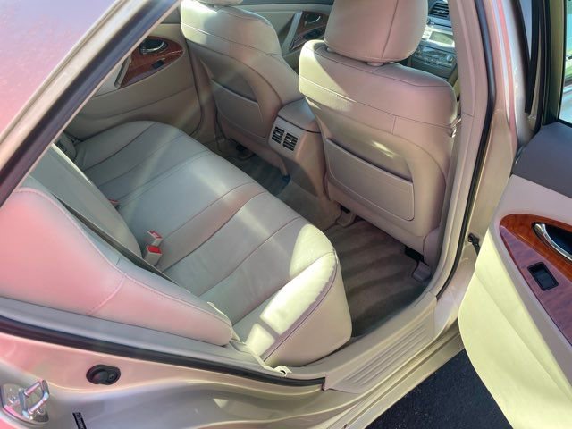Used 2009 Toyota Camry XLE image 19
