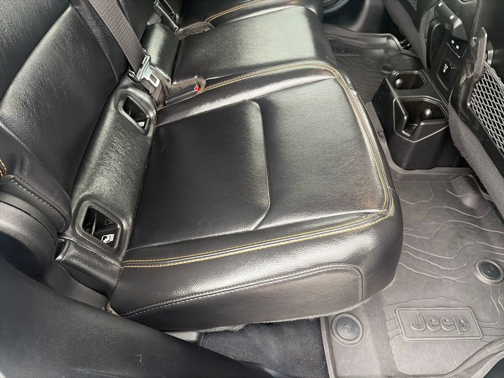 Used 2025 Jeep Gladiator Sport AWD/4WD image 31