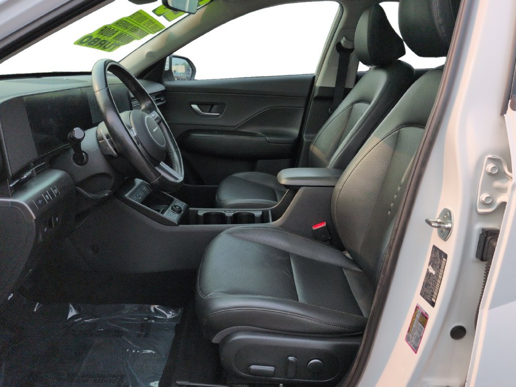 Used 2024 Hyundai Kona Limited FWD image 23